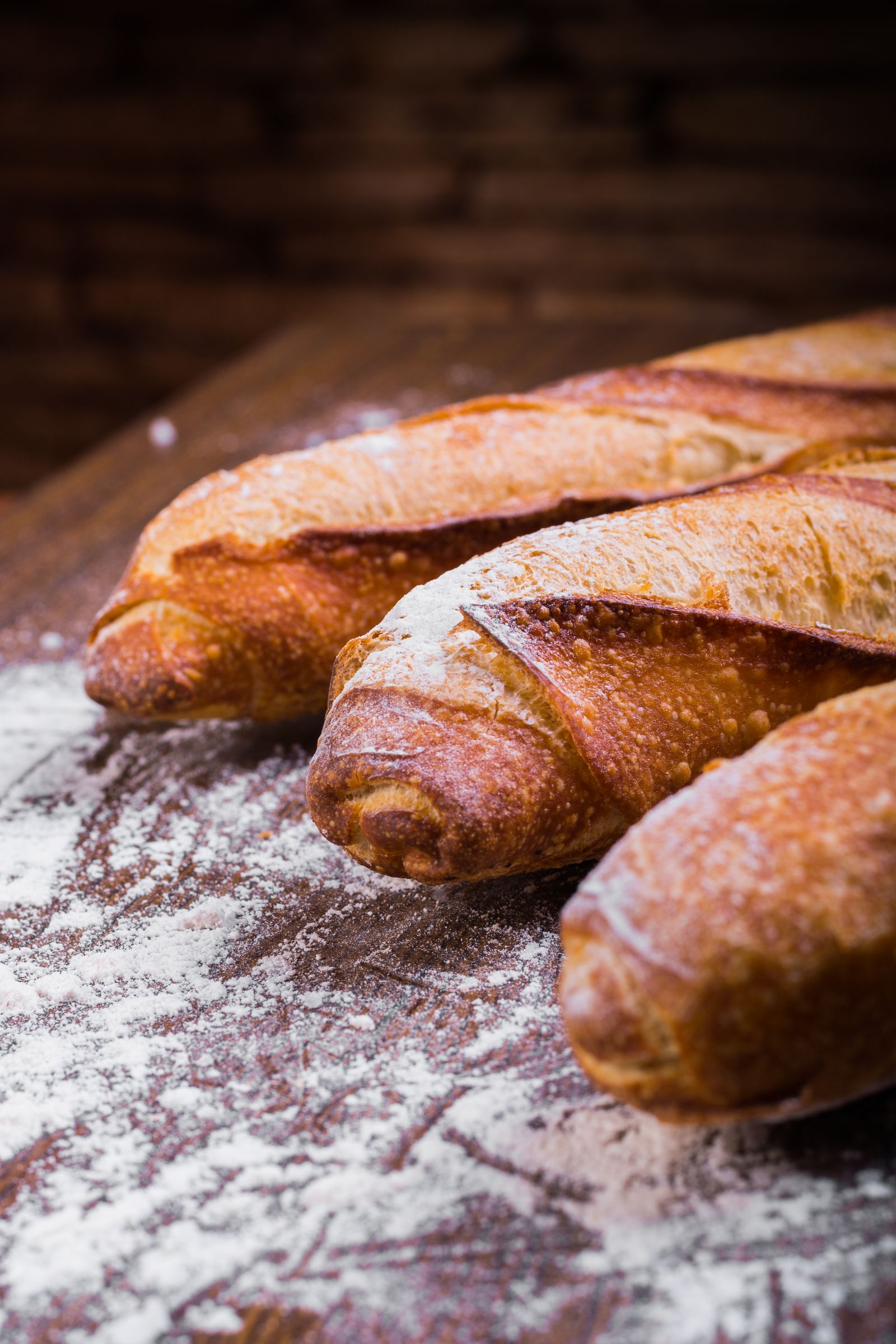 Petits pains farinés de la fournée du matin
